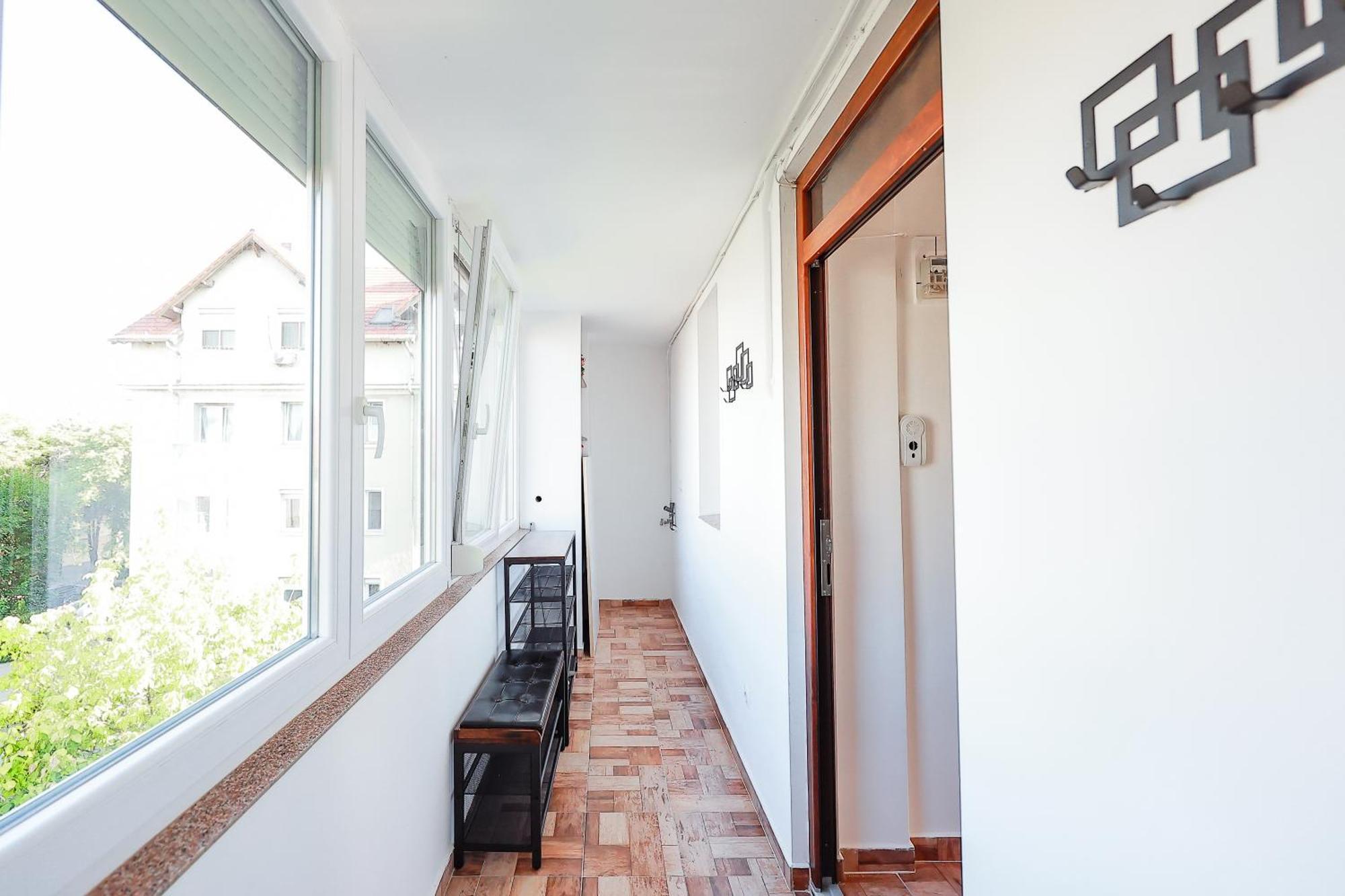 Oradea City Center Apartment Near Aquapark With Jacuzzi & Parking מראה חיצוני תמונה
